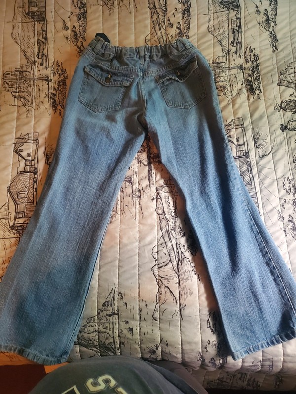 Girls Flared Blue Cotton Denim Jeans with Pockets, Button Zip Closure