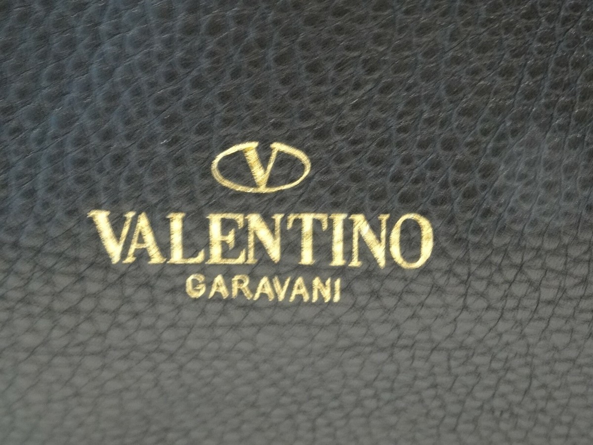 Valentino Garavani C-Rockee Fringed Tote Black- BL-I699. | eBay