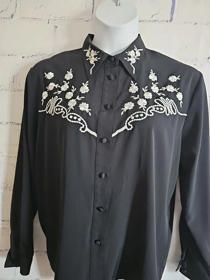 Blusa Occidental Negra Bordada Vintage Claudia Richard Talla 16 Cuello Largo/Eslv Foto 2 de 4