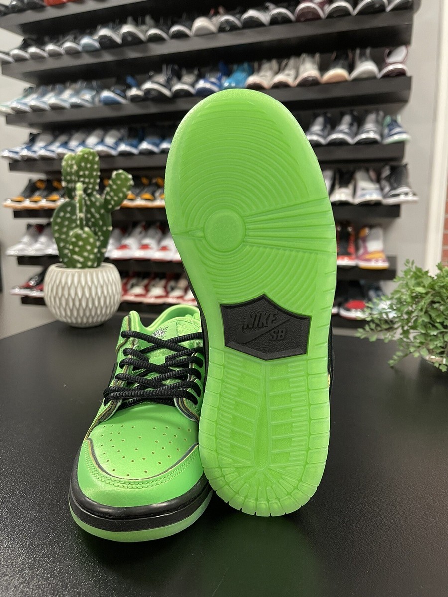 Size 2y - Powerpuff Girls x Nike SB Dunk Low Pro QS PS