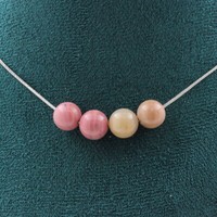 Steine Und Mineralien. Halskette Mit 4 Perlen Rhodonit 8 Mm Kette Aus Edelstahl