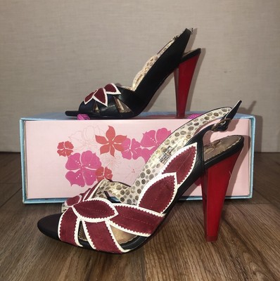 Women s Poetic License London  Spring Bloom  Slip On Heel Red Black Size 8.5