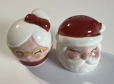 New 2024 MINI Mr. And Mrs. Claus SALT AND PEPPER SHAKER SET