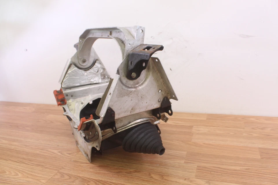 Mampara delantera Ski-Doo Summit 1000 Highmark 2006/marco delantero módulo S Foto 2 de 4