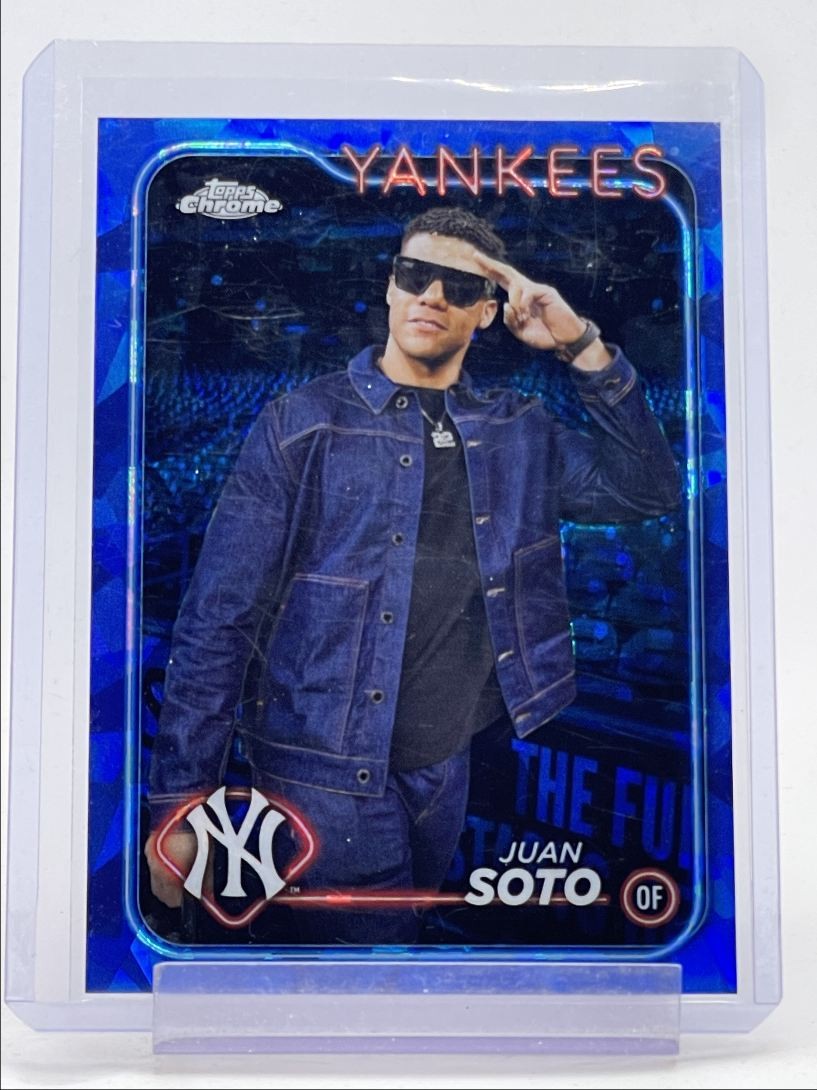 JUAN SOTO 2024 TOPPS CHROME SAPPHIRE VARIATION YANKEES Q5700