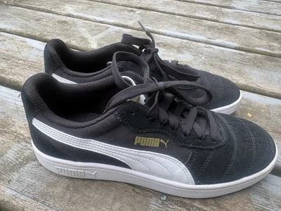 Puma Astro Kick Junior Size 6 Sneakers Casual - Black and White - Boys, EUC - Image 1 of 4