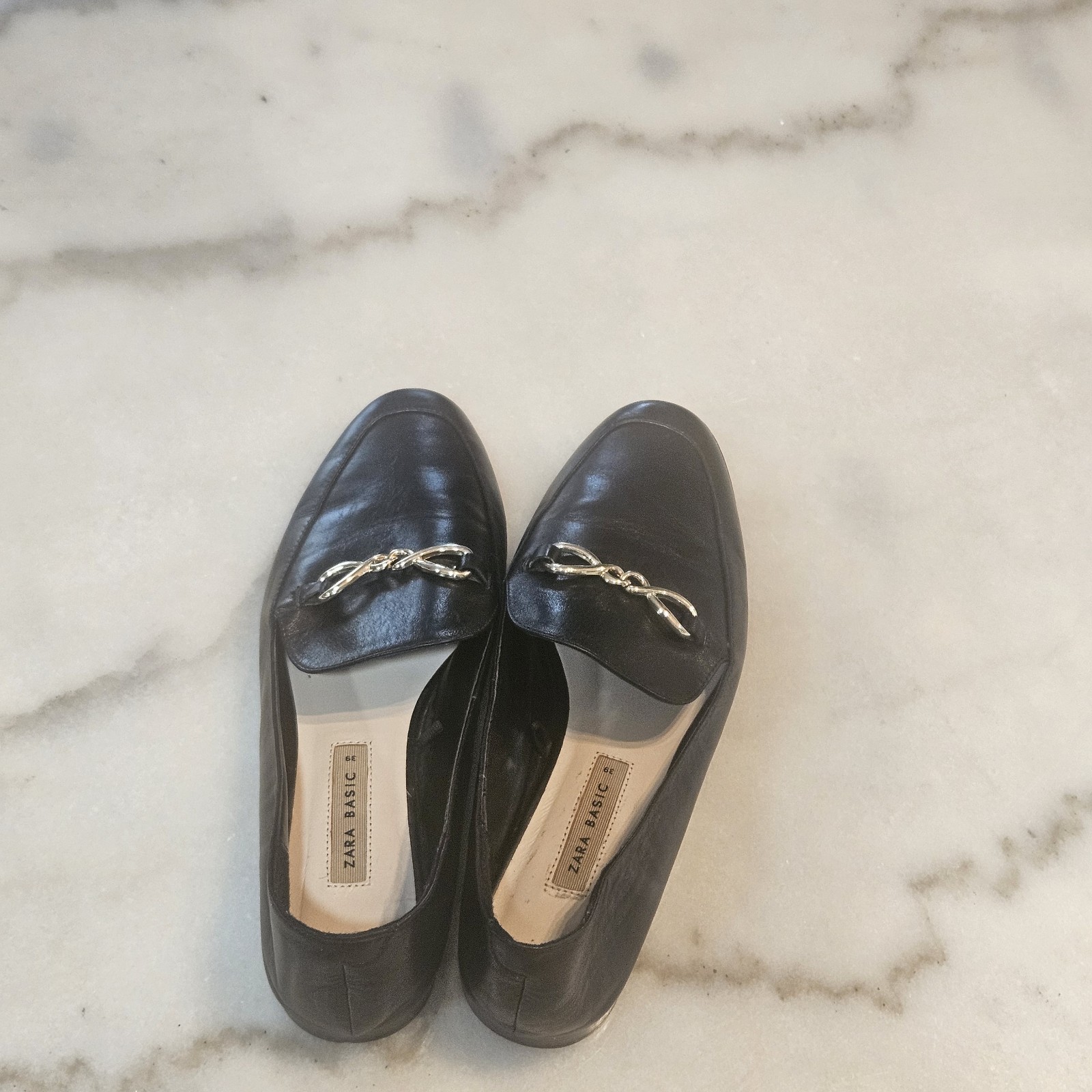 Zara Basic Size 9 - image 3