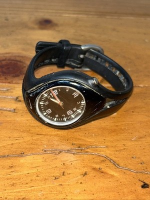 Nike Triax Swift Analog Sport Watch Black Rubber Band H2O Resistant 50m Working