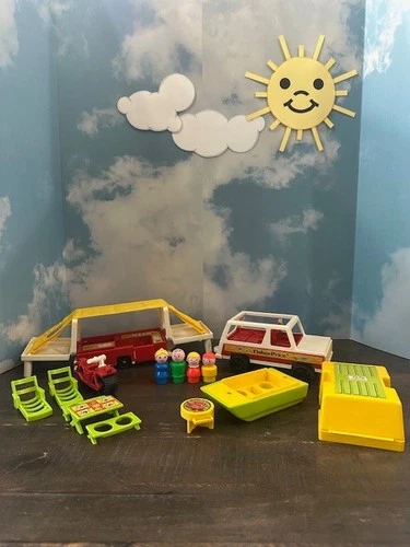 MINT Vintage Fisher Price Little People Play Family Car/Jeep & Pop-Up Camper 992