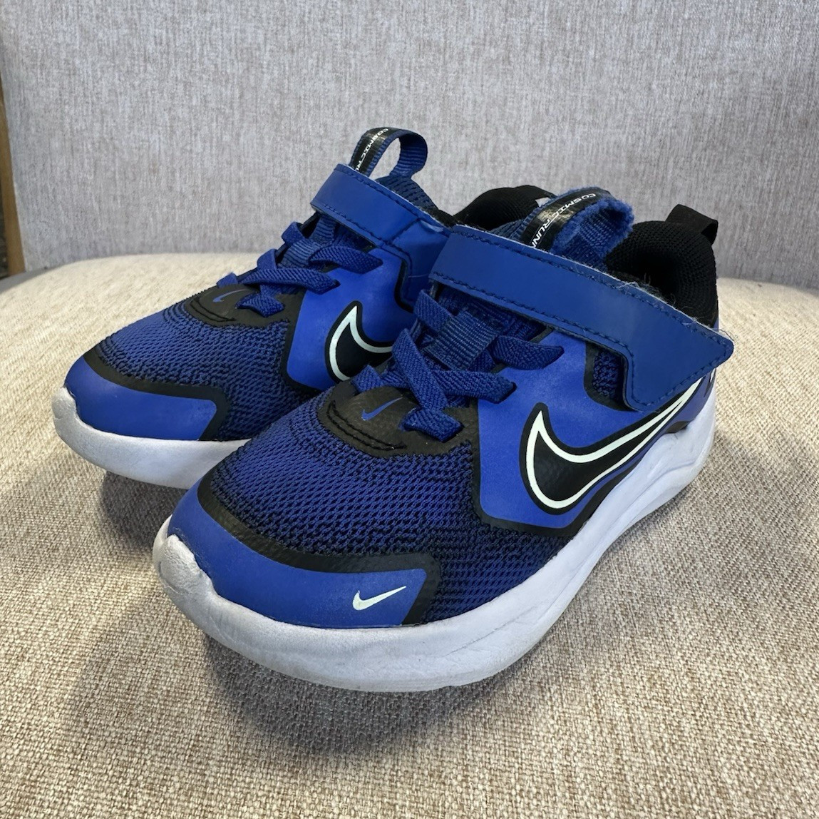 Size 9c Blue Black Hook & Loop Shoes