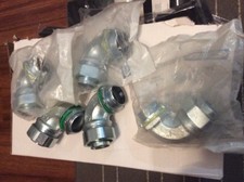 HUBBELL 1" MULTI-PIECE LIQUID-TIGHT CONNECTOR NIB