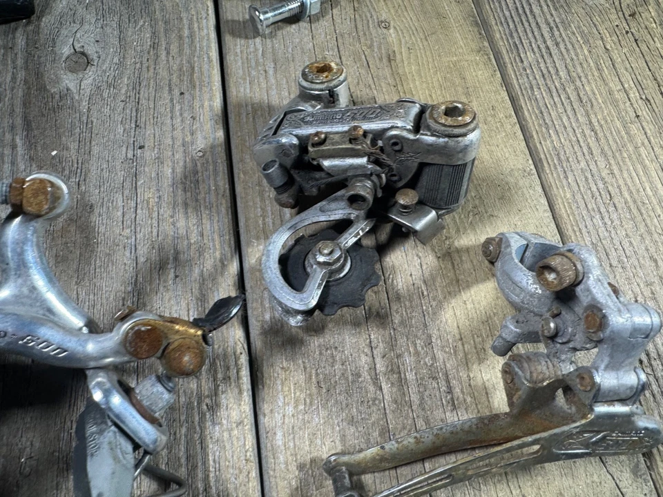 Juego de frenos de desviador delanteros traseros Shimano 600 Groupset Downtube USADOS Foto 4 de 4