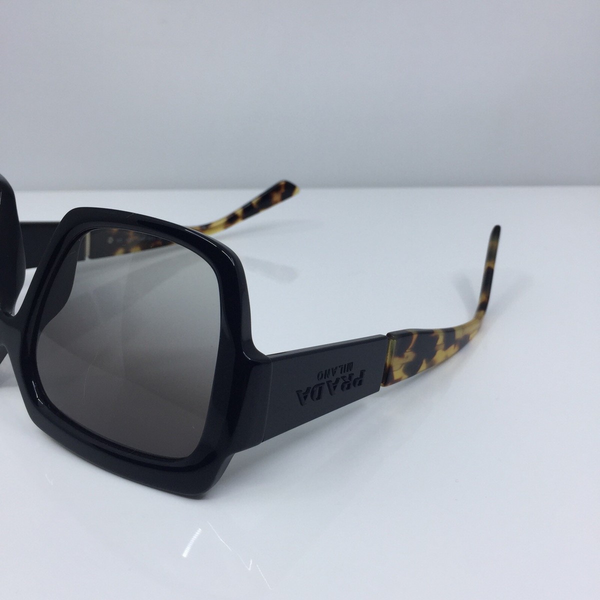 New Authentic Prada SPR 21X SUNGLASSES C. 1AB-0A7 Shiny Black w