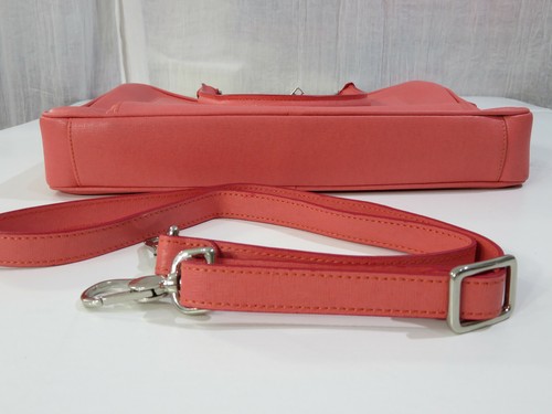 π NEW Leather Coral Gianni Conti Laptop/Work Bag. NWOT - Picture 8 of 11