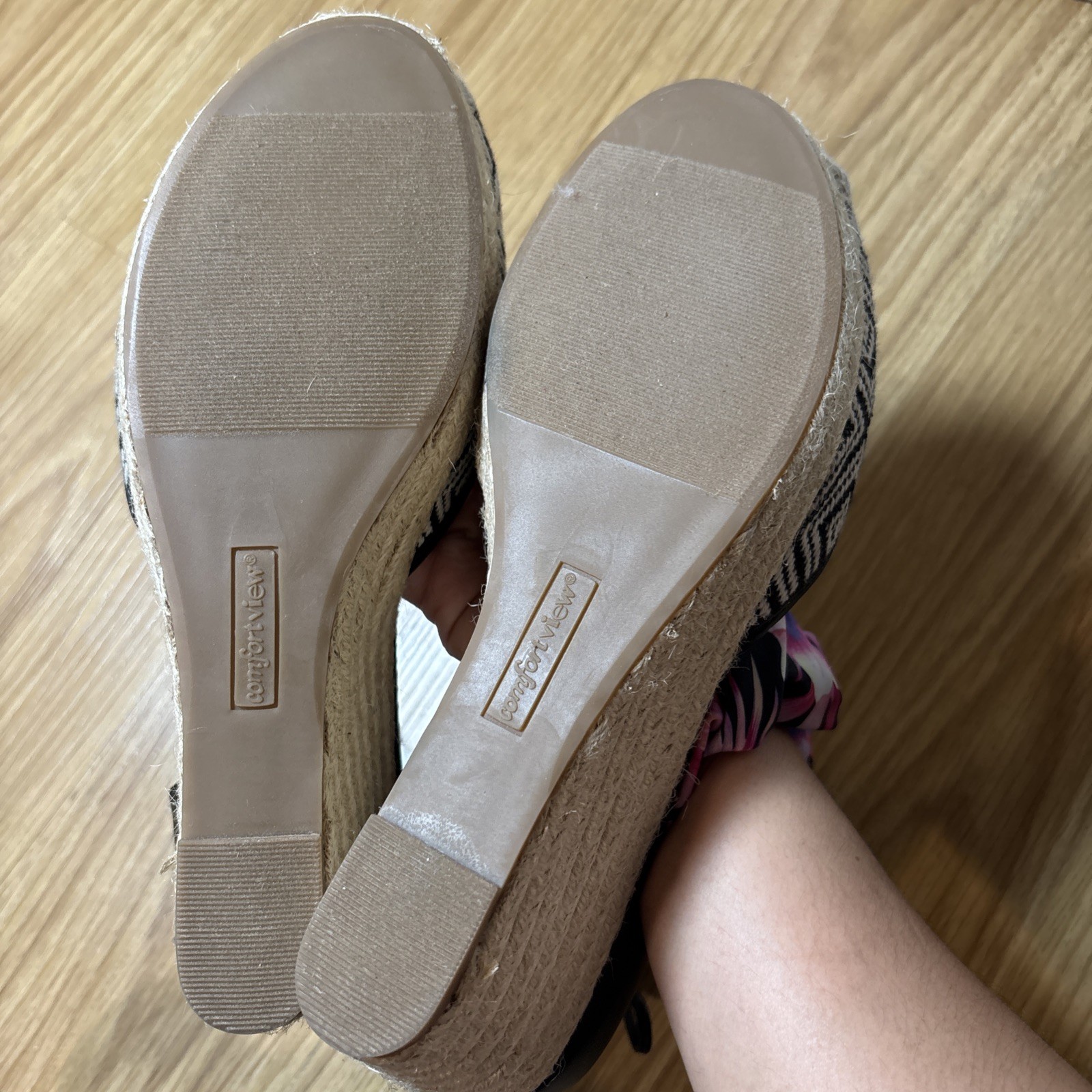 Women’s Comfortview Wedges Black And White 10WW