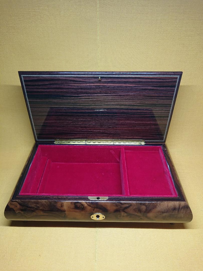 美品】REUGE ボックス 宝石箱 スイス 置物 工芸品 美術品 A3429 【公式