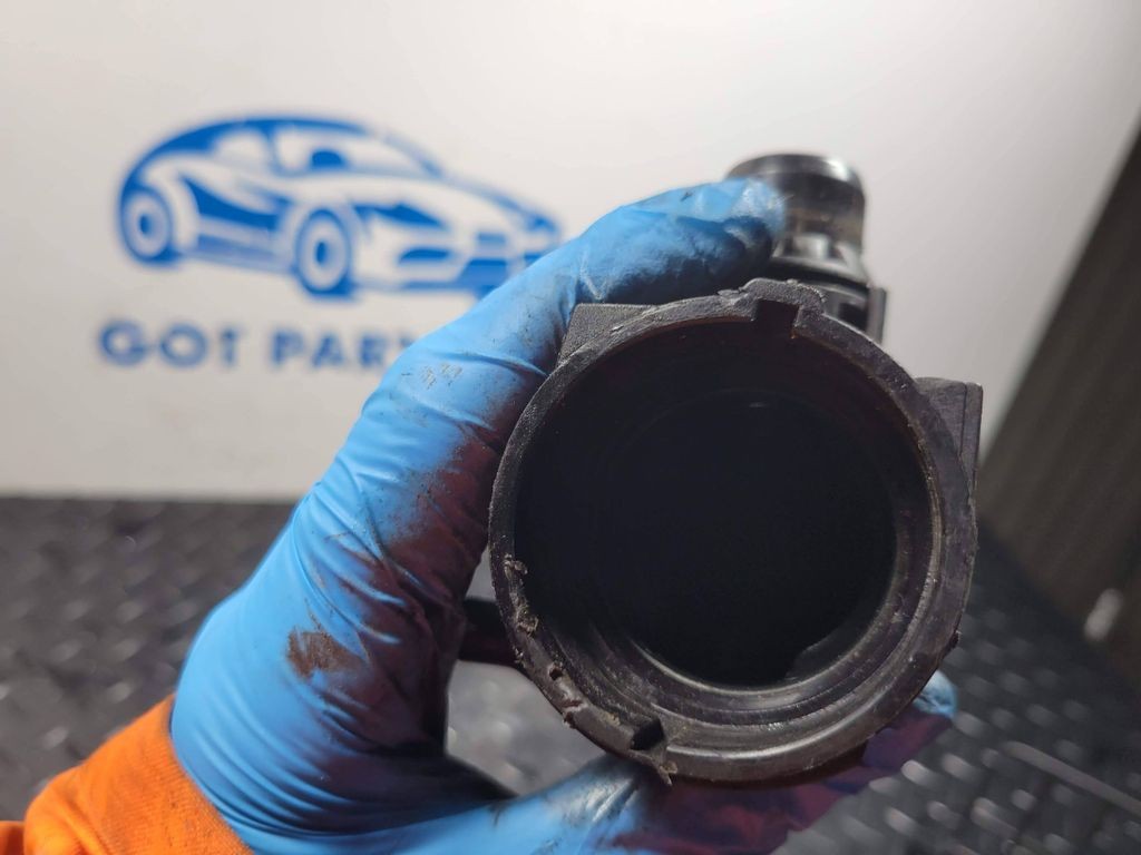 BMW 1 F20 F21 2015 Diesel engine water coolant pipe hose 8514077 LIQ354