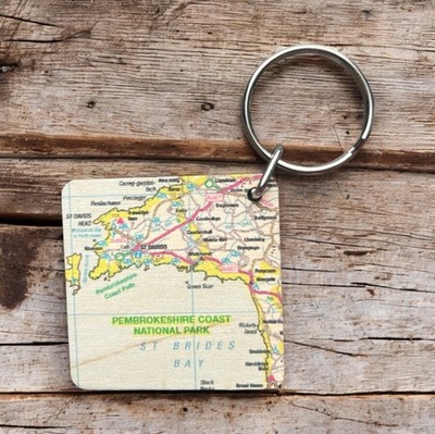 OS Map Wooden Square Key-ring - Pembrokeshire Coast National Park - Ge - G245z
