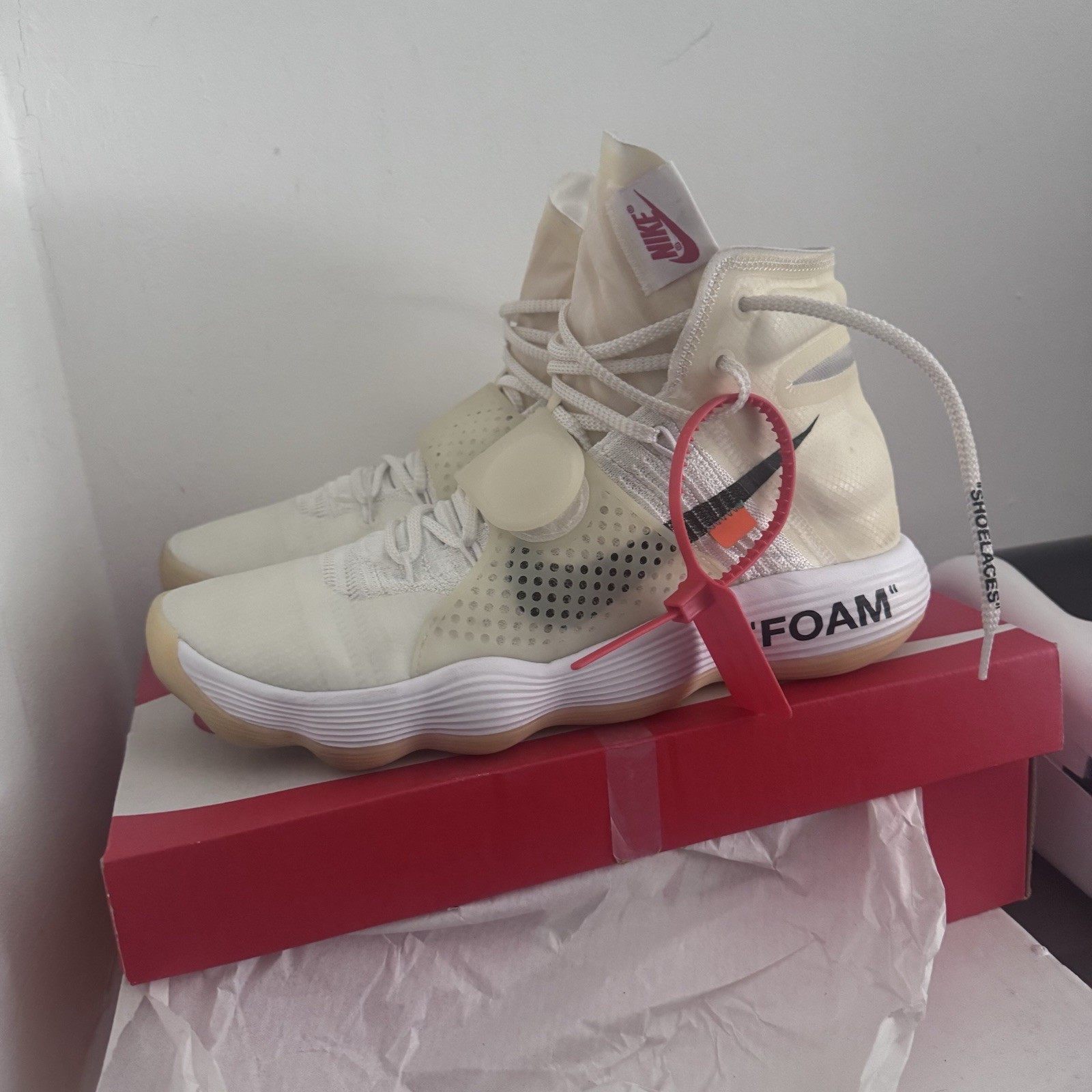 Nike React OFF-WHITE Flyknit Hyperdunk 2017 Train… - image 2