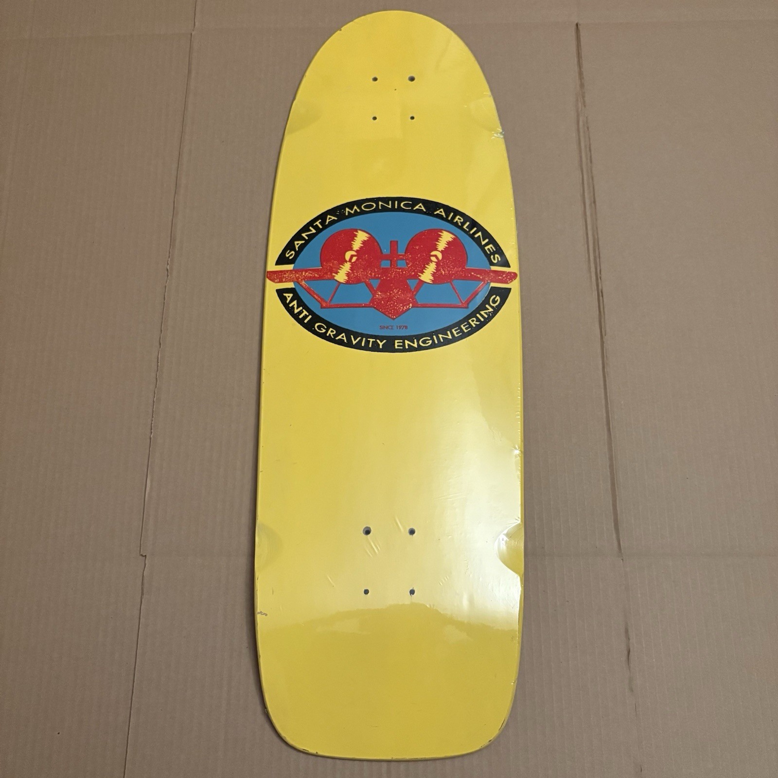 RARE Santa Monica Airlines Skateboard Dogtown Zboyz Yellow Deck 10.25” x 31.75”