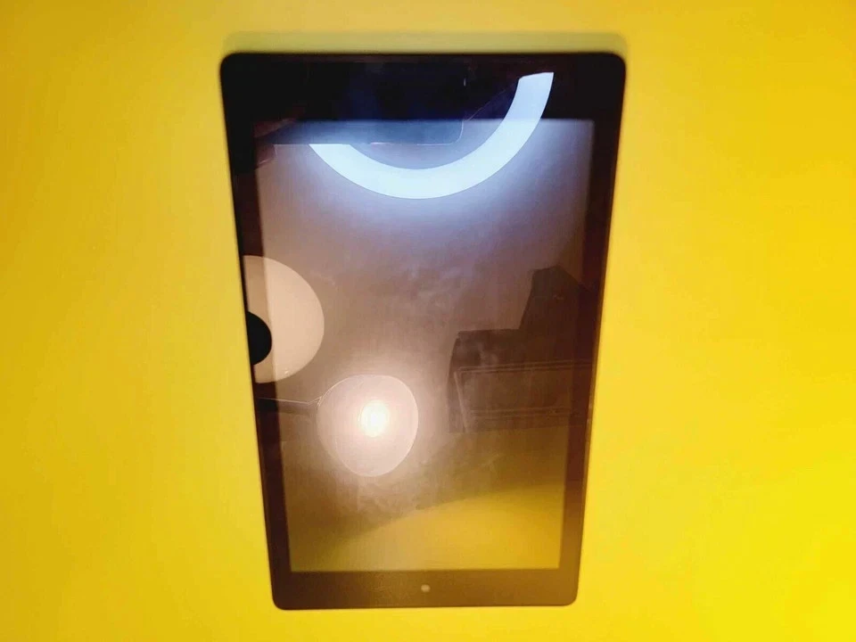 *NO POWER* BLACK AMAZON L5S83A KINDLE FIRE HD 8 WIFI TABLET 8TH GEN 8" SCREEN - Image 3 of 4