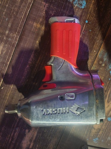 Husky HDT202 Pistol Grip Air Impact Wrench 1/2 in Red/Silver Metal