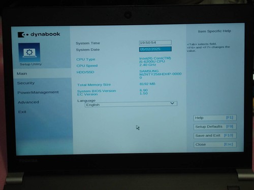 Windows 11 Intel 6th Generation i5-6200U 2.30GHz Memory 8GB M.2 13.3-inch - Picture 2 of 9