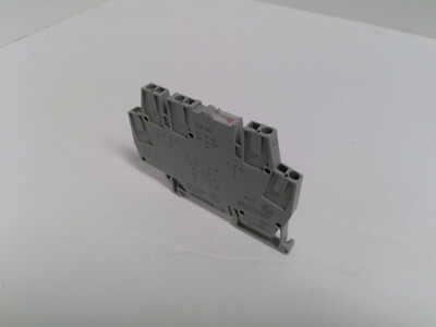 Wago 859-304 24V SPDT 250V 5A contact rating 5mm relay with indicator