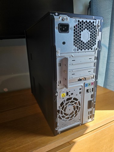 HP Pavilion 500-515na AMD A10-5700 3.4GHz 8GB 240GB SSD R7 240 2GB Windows 10 PC - Picture 2 of 3