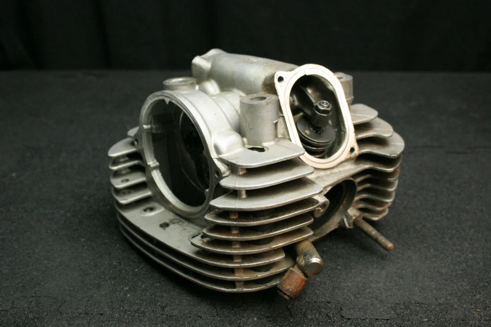 Yamaha Virago XV750 1991 OEM conjunto de culata trasera 3AL-11102-00 P2726 Foto 2 de 4