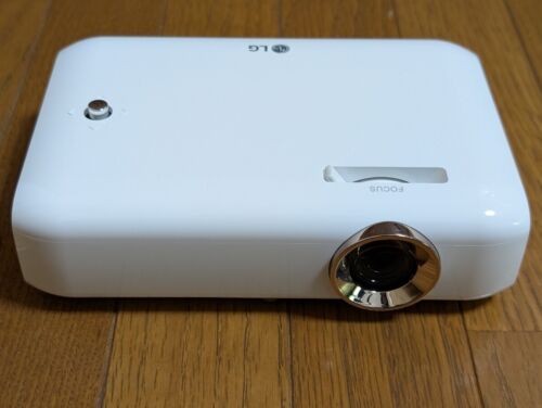 LG Electronics PH550G LED Portable Minibeam Projector w/Accessories from japan - Picture 3 of 4
