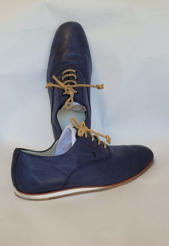 TODD'S MAN'S LEATHER SHOES, Sz. 8.5 ITALY. 9.5 US Navy blue | eBay