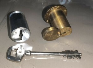 2 CANON SERRURE laiton DENY AVEC 1 CLEE | UK