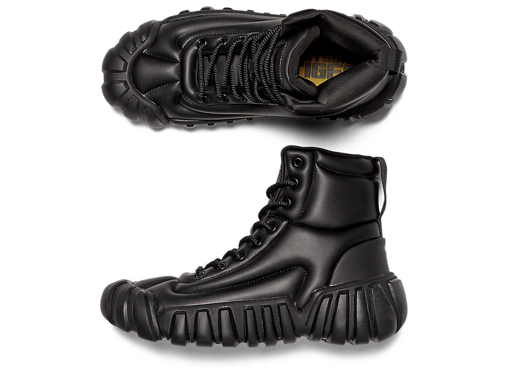 Onitsuka Tiger DENTIGRE PUFF BOOT 1183C181 001 BLACK/BLACK Onitsuka Tiger DENTIGRE PUFF BOOT 1183C181 001 BLACK/BLACK