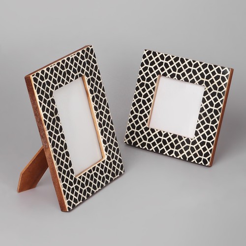G Decor Black Lace Handcrafted Photo Frame Snake Skin Picture Display - Picture 3 of 6
