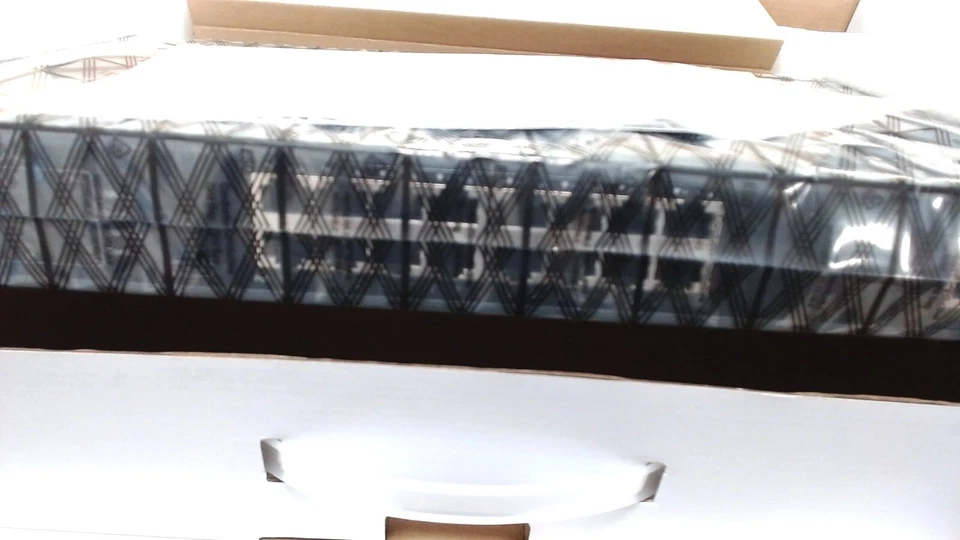 Uniview 16×100Mbps PoE ports (RJ45)+2×1000Mbps Combo ports - Image 2 of 4