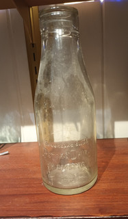 KEMSING SEVENOAKS KENT MILK BOTTLE 1 Pint