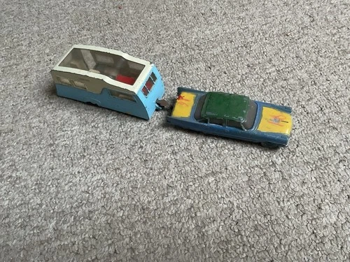 Vintage Dinky Toys Desoto Fireflite And Caravan Set