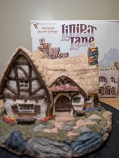 Lilliput Lane "Disney Seven Dwarfs Cottage" Unnumbered Ltd Ed Of 470 Pieces 1987