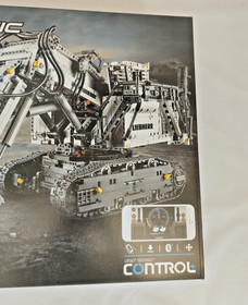 LEGO 42100 Liebherr R 9800 New MISB Sealed Very Good Technic 42055