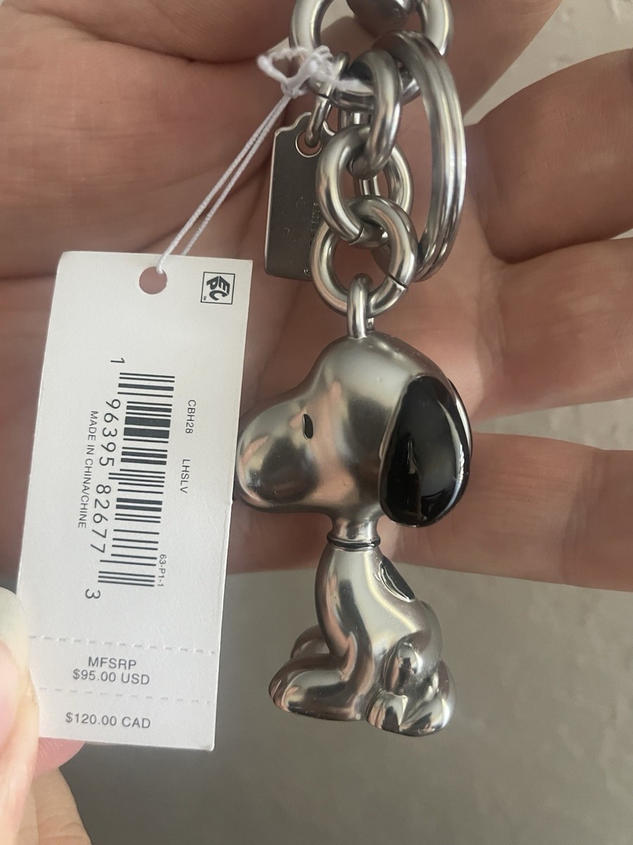 【限定】2025 COACH PEANUTS スヌーピー キーホルダー Coach x Peanuts 2025 Lucy Leather Bag Charm Keychain CBH28 Pink
