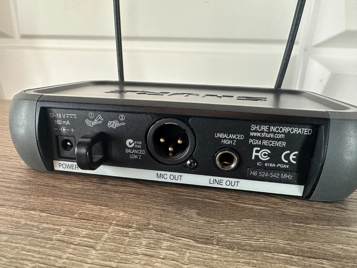 SHURE PGX4 ワイヤレスシステム　ヘッドセット Shure PGX4 Wireless Microphone Receiver - Black for sale