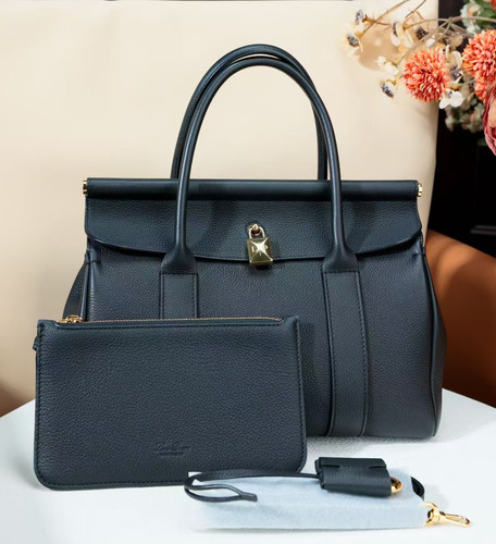 Auth Loro Piana Loom L25 Black Grained Calfskin Gold Hardware Handbag