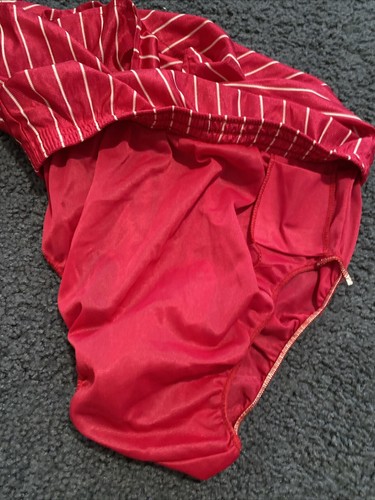 Boys / Girls Track Athletic Shorts, Size X-small(24-26)vintage, Red Stripes, - Picture 9 of 10