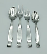 Oneida KENSINGTON Glossy Heirloom Stainless -Your Choice of Sets & Pieces
