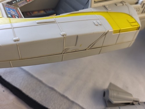 Vintage 1983 Kenner Star Wars Y-Wing Fighter - COMPLETE! WORKS! READ - Picture 11 of 18
