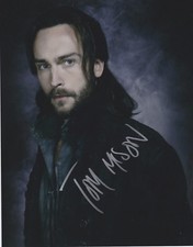 Tom Mison Signed Sleepy Hollow 10x8 Photo 