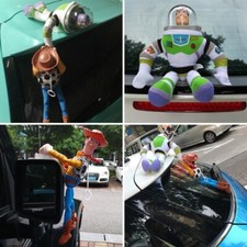 Nuevo colgante Toy Story Buzz Lightyear Saves Sherif coche leñoso muñecas decoración exterior