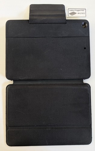 Logitech Rugged Folio Keyboard Cover for iPad 7th, 8th and 9th gen (Lot#A2563) - Picture 3 of 3