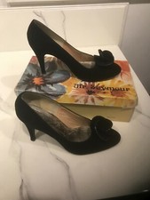 STUART WEITZMAN FOR MR SEYMOUR VINTAGE PUMPS
